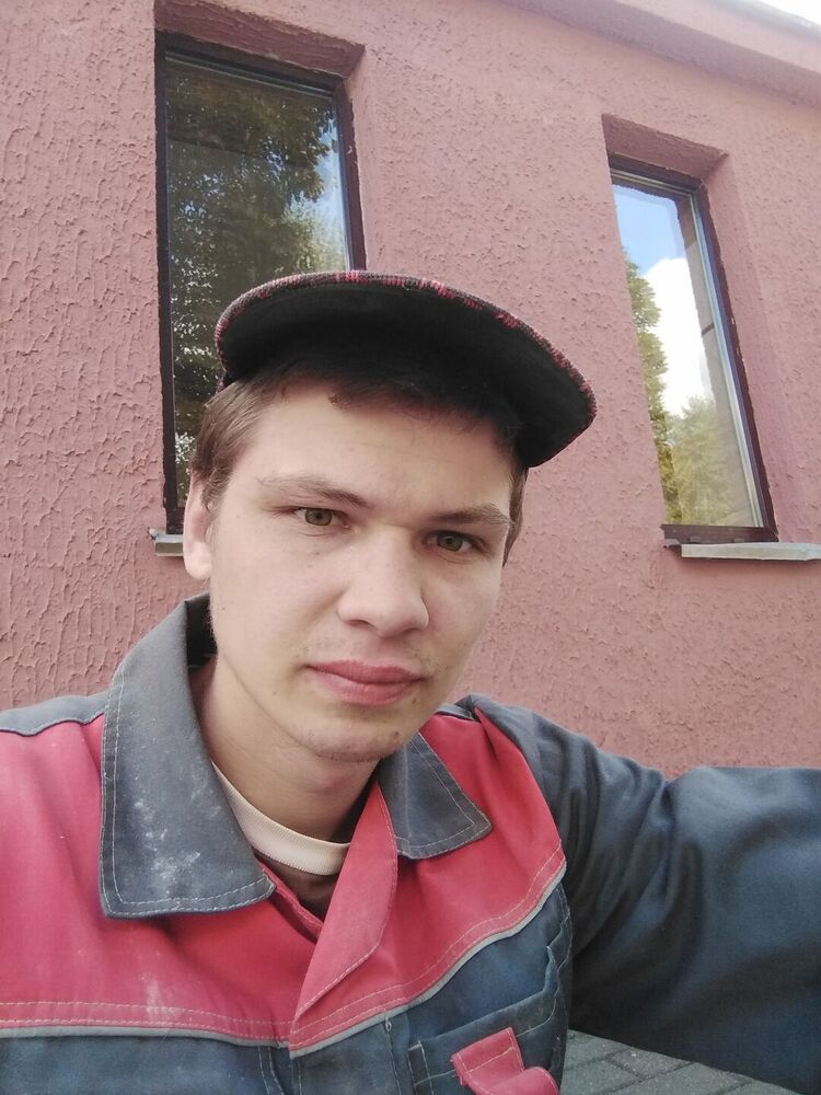  24682823   , 25 ,    