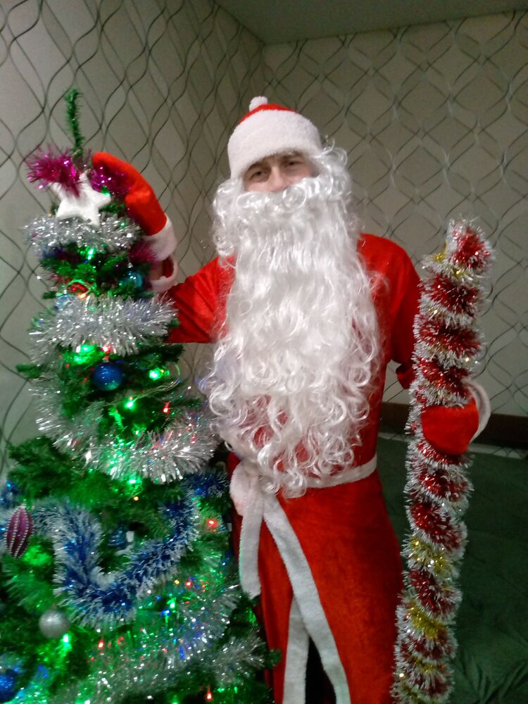  41129253  Igor, 38 ,    