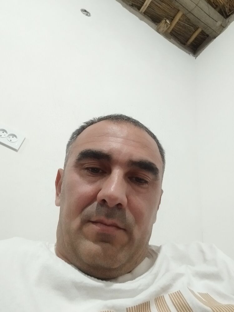  52551203  Mansur, 44 ,    