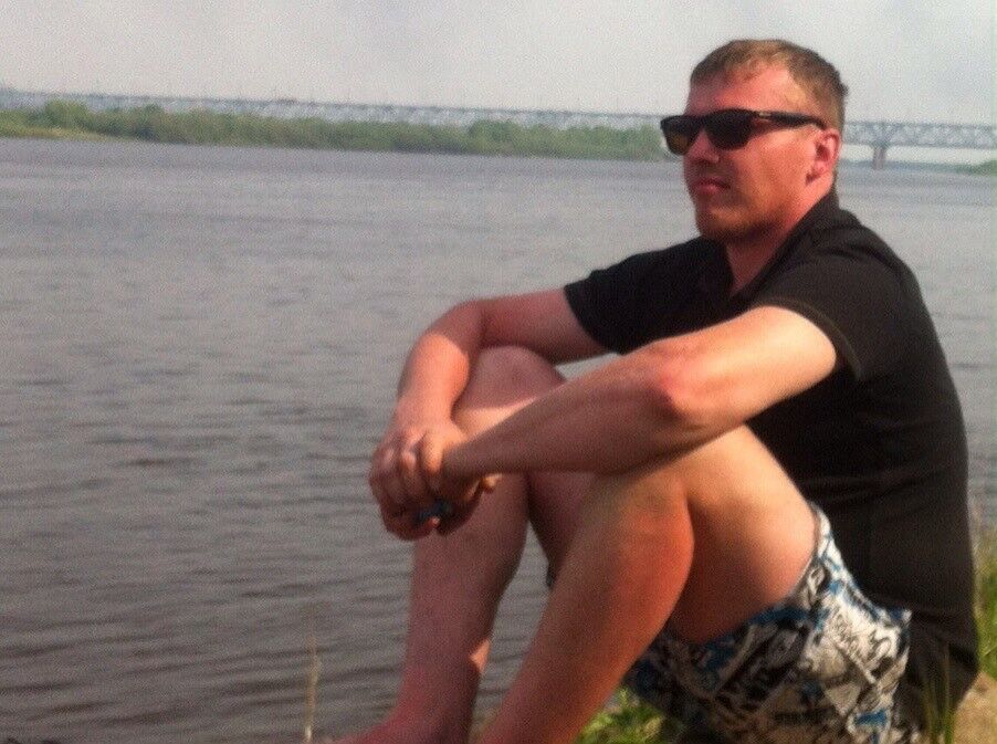  9442043  , 38 ,    -