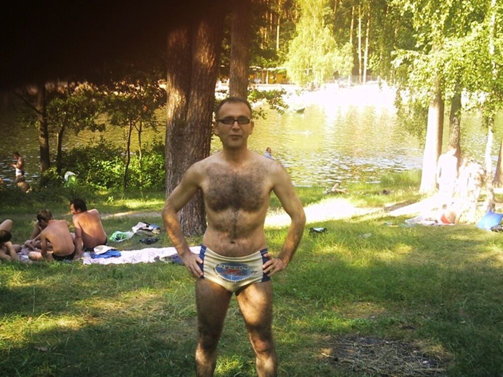  ,   Ali, 46 ,   
