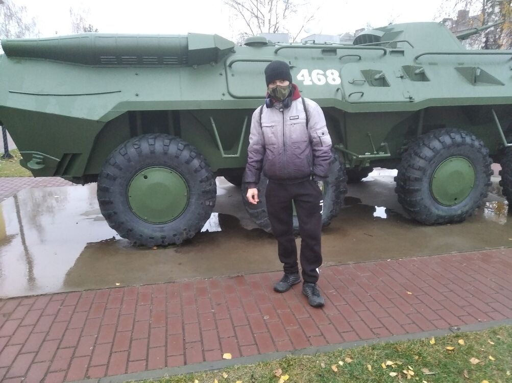  24651743  Alexey, 29 ,    