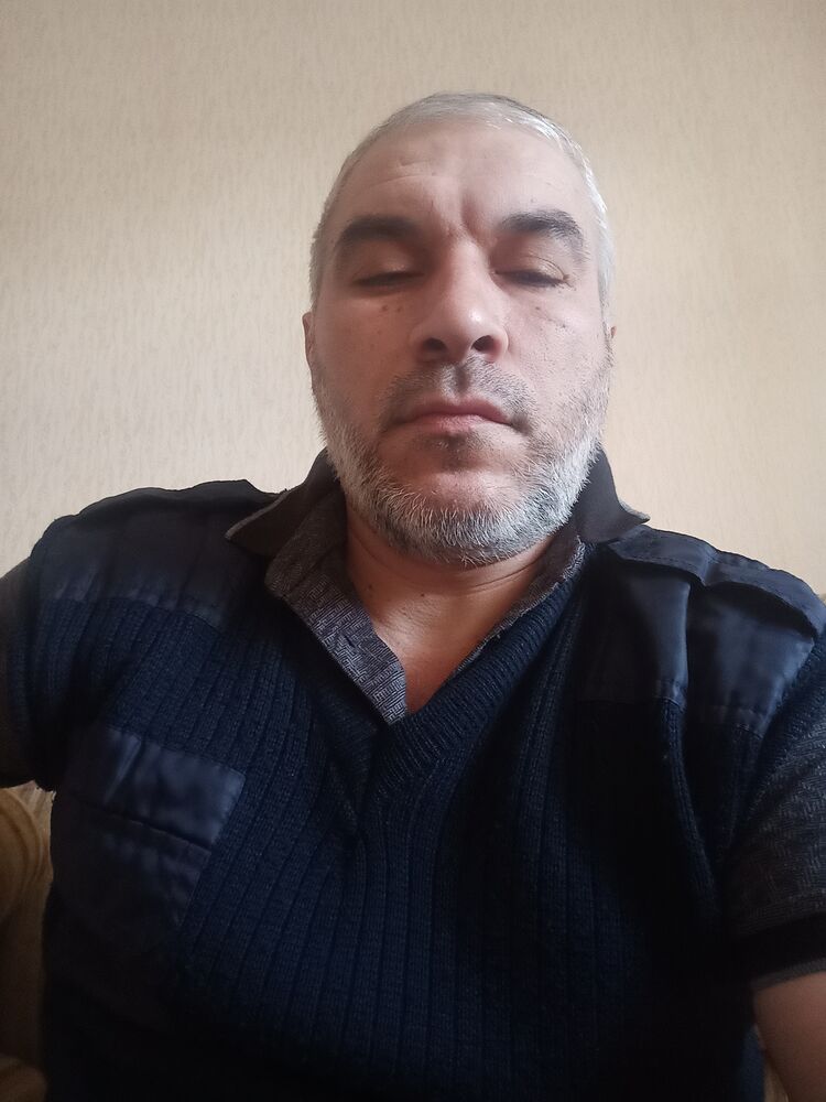  31002323  Hamza, 47 ,    