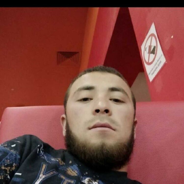  24256533  Akmal, 27 ,    