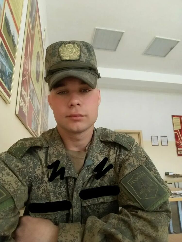  30342583  Dmitriy, 24 ,    