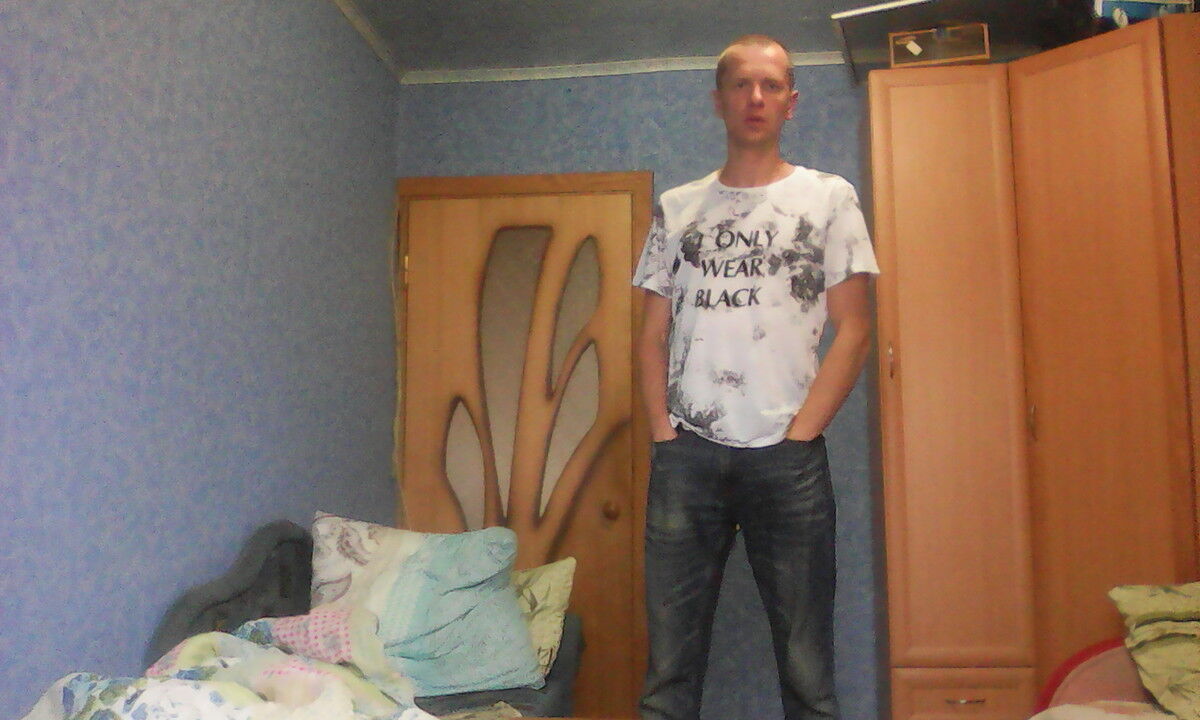  9873803  Maksim, 41 ,    