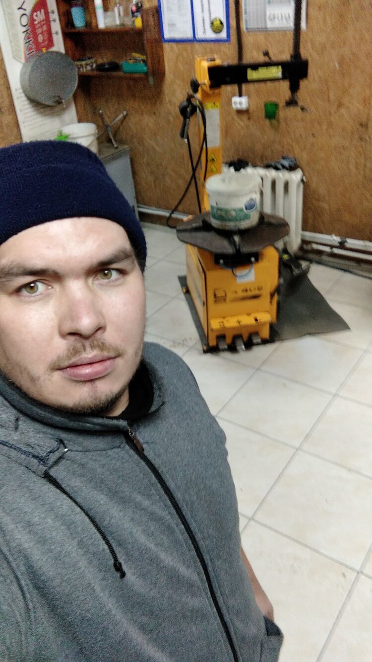  48402283  , 33 ,    