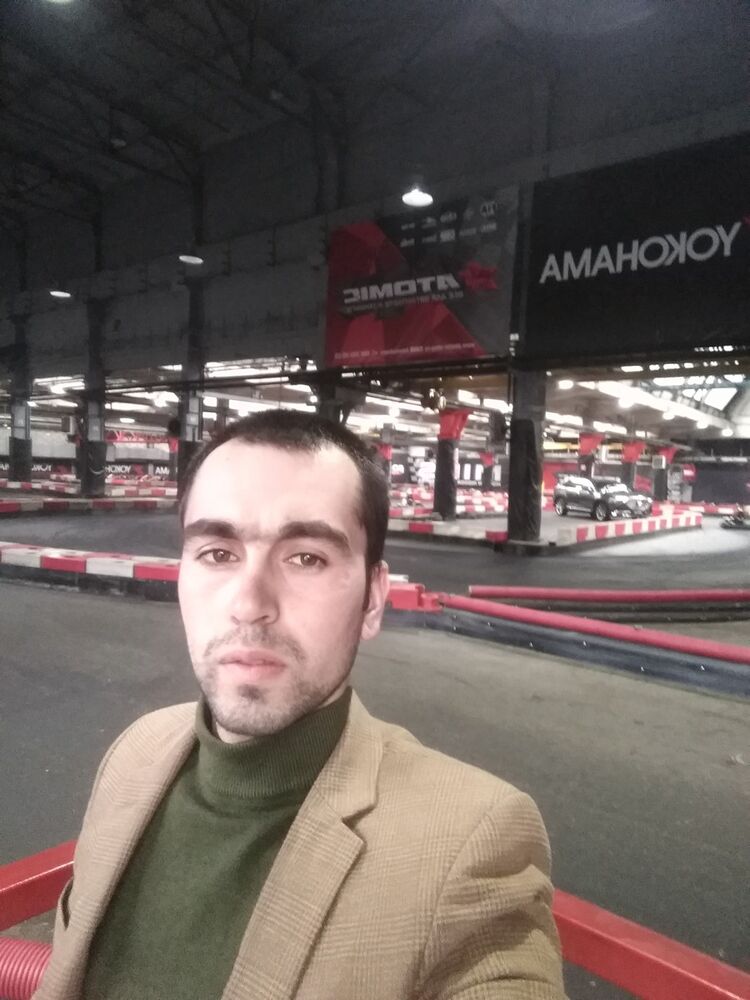 ���� 19519373 ������� Hakim, 30 ���, ���� ���������� � ������