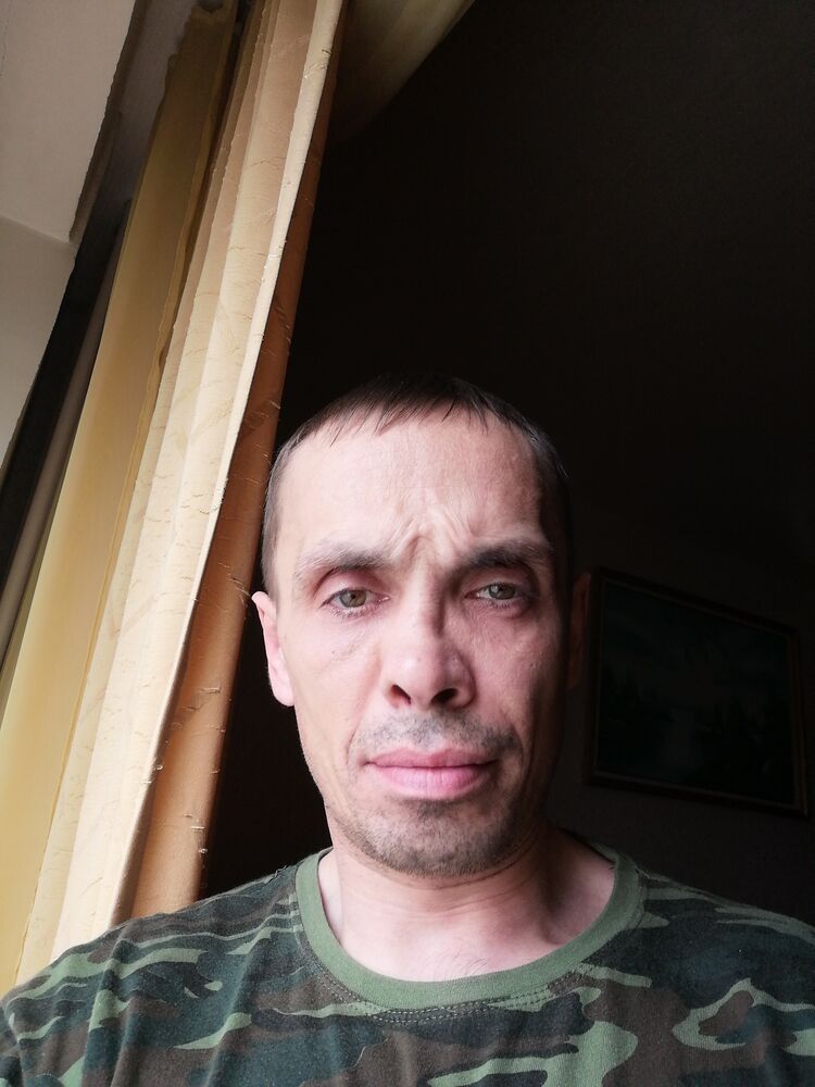  22812483  , 42 ,    