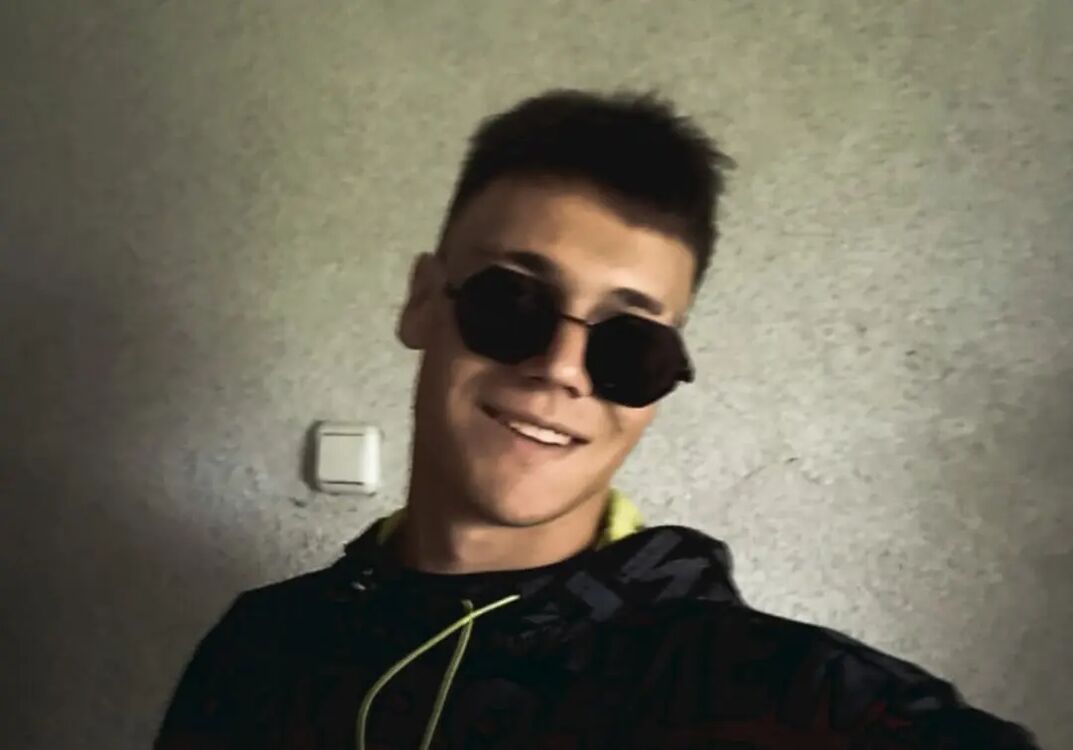  48181603  , 33 ,    