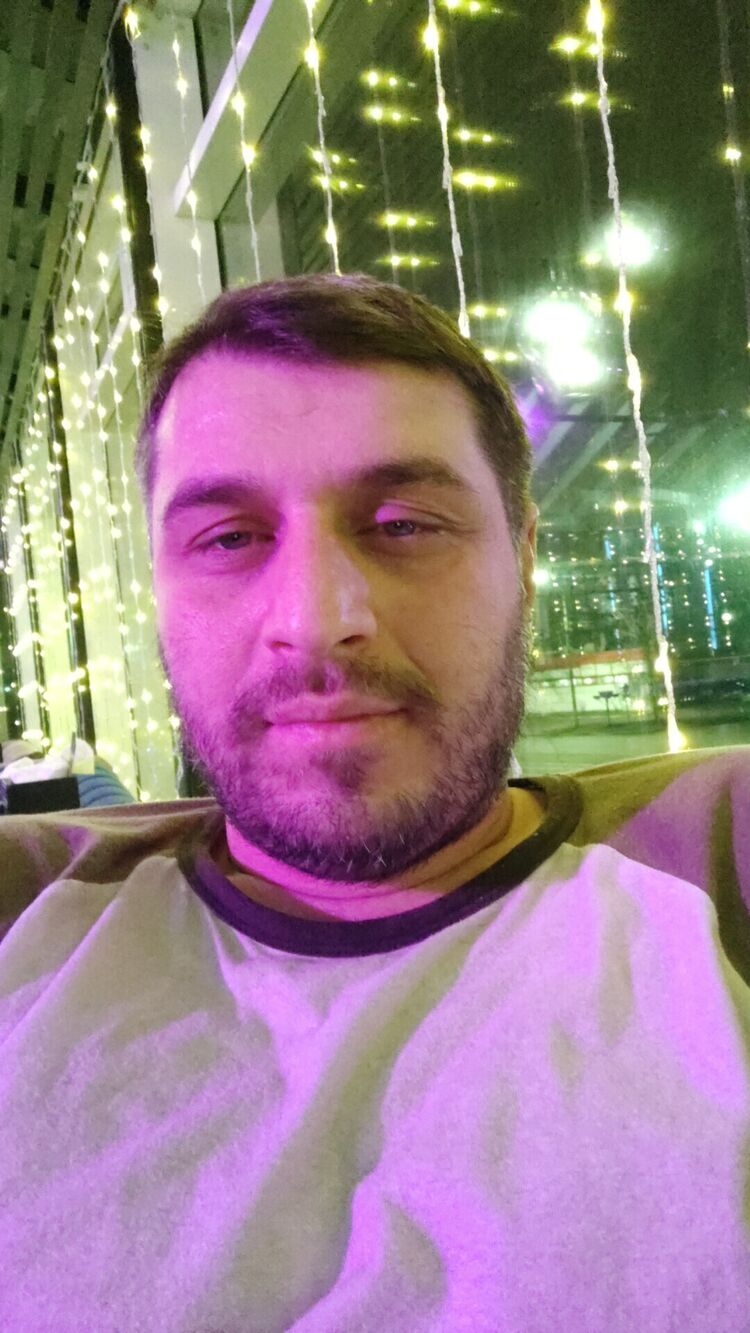  27915453  Maga, 38 ,    