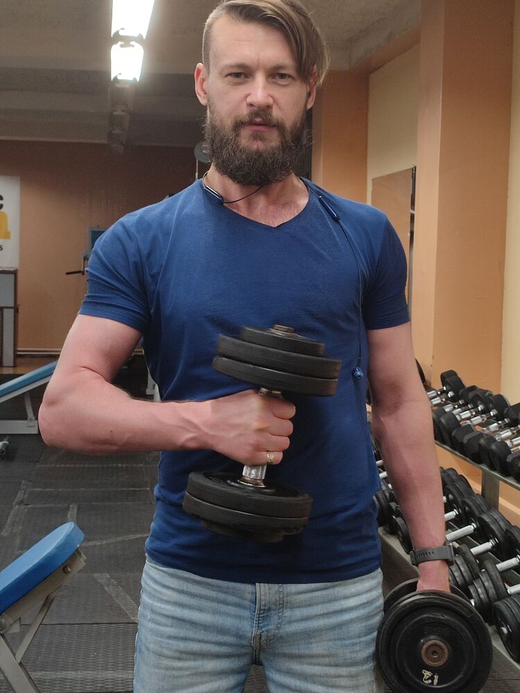  ,   Viacheslav, 37 ,   ,   