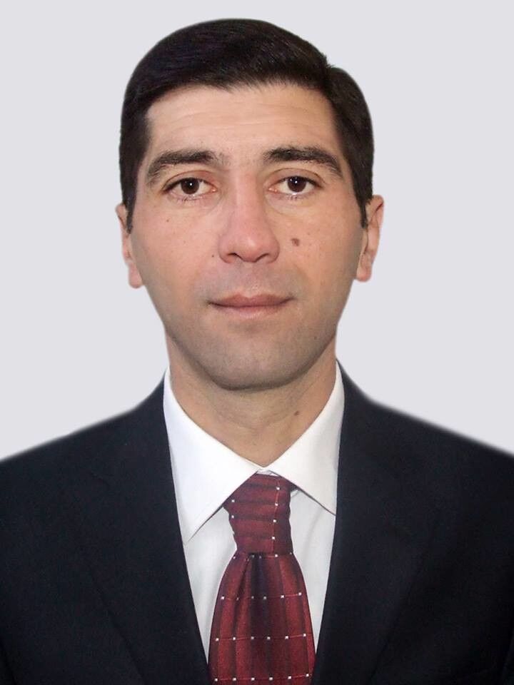  4222423  Natiq, 48 ,    