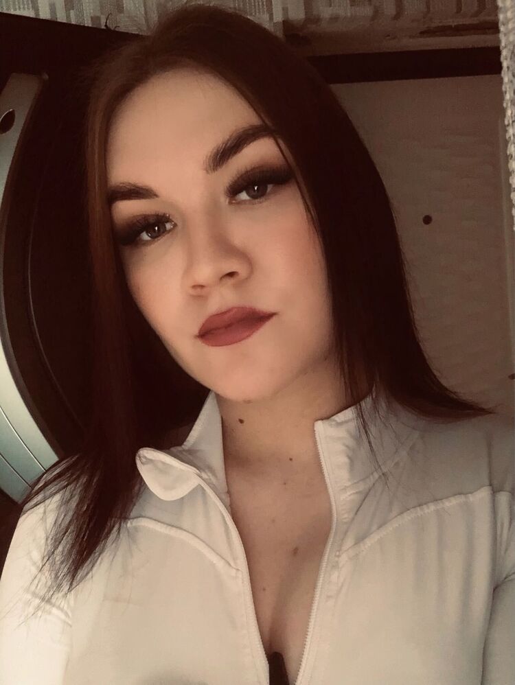  51209543  Anna, 20 ,    -