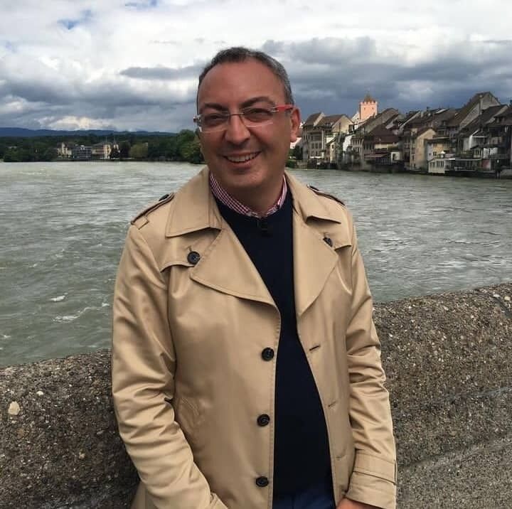  43470633  Laurance, 60 ,    