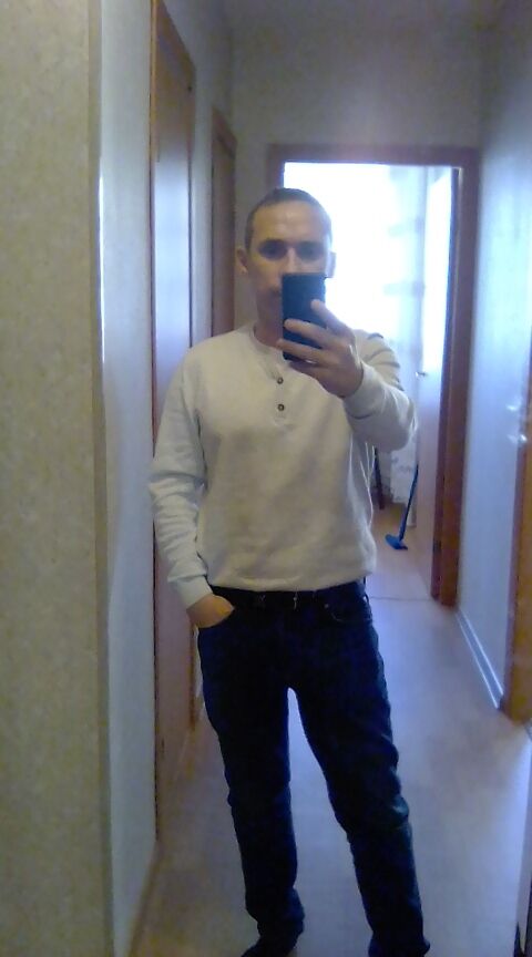  29901163  Aleks, 48 ,    -