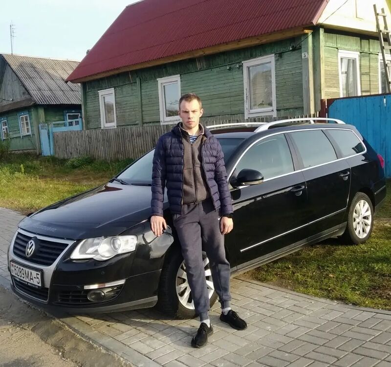  ,   Evgeni, 26 ,  