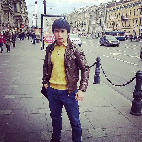  -,   Azamat, 35 ,   ,   , c 