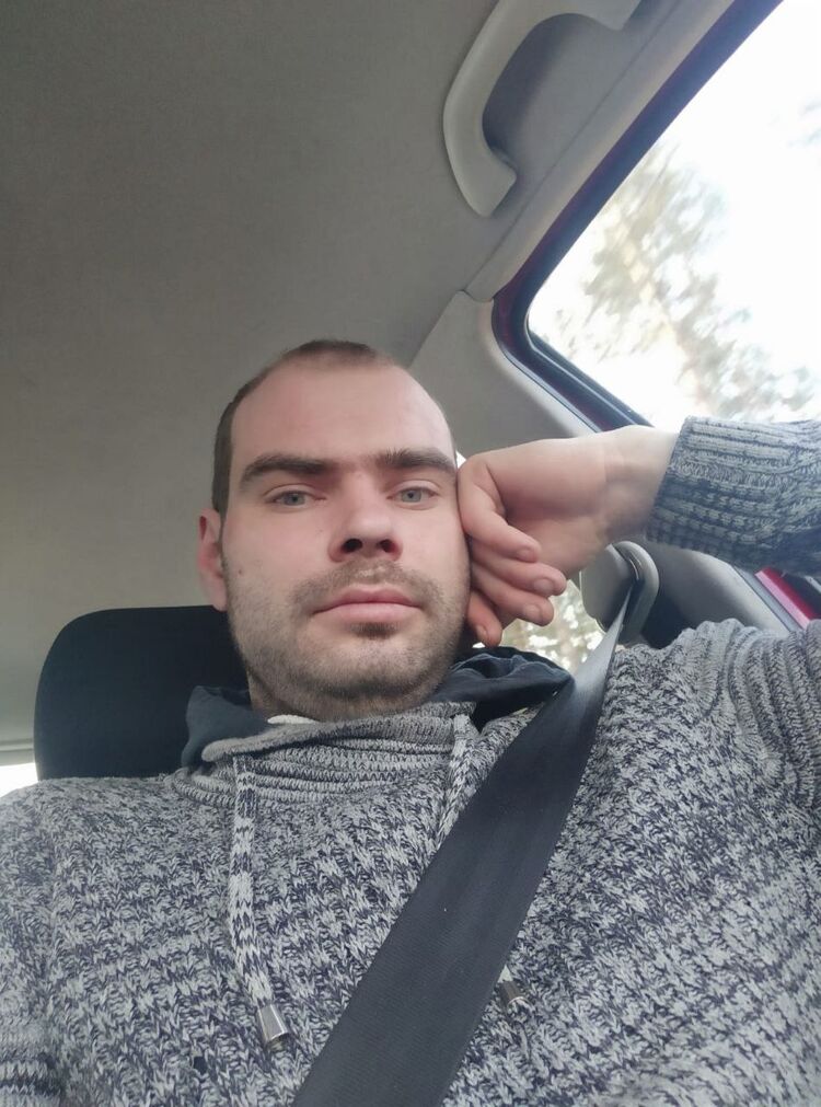  41480853  , 32 ,    