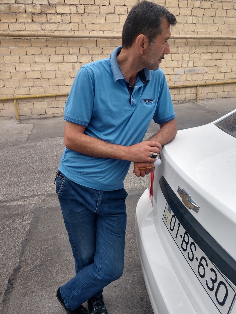  27152973  Ruslan, 54 ,    