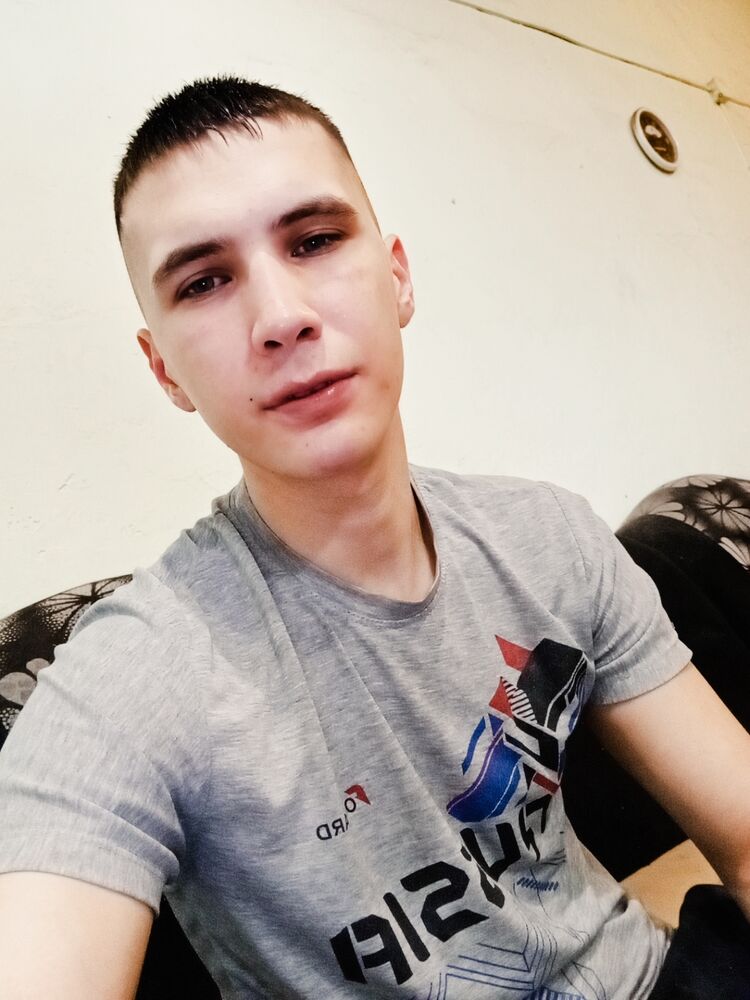  49932793  , 21 ,    