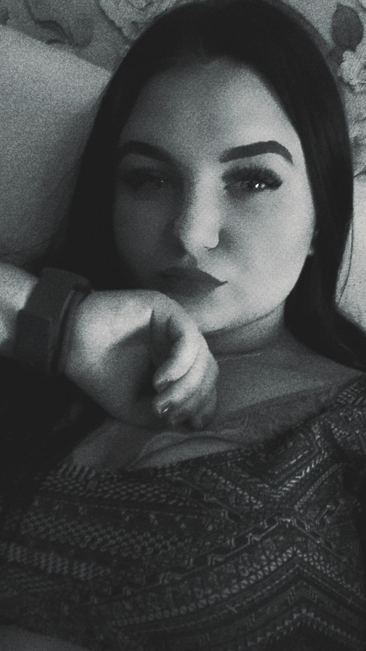  46678553  , 24 ,    