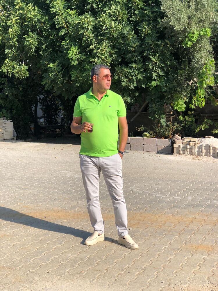  53731853  Remzi, 43 ,    