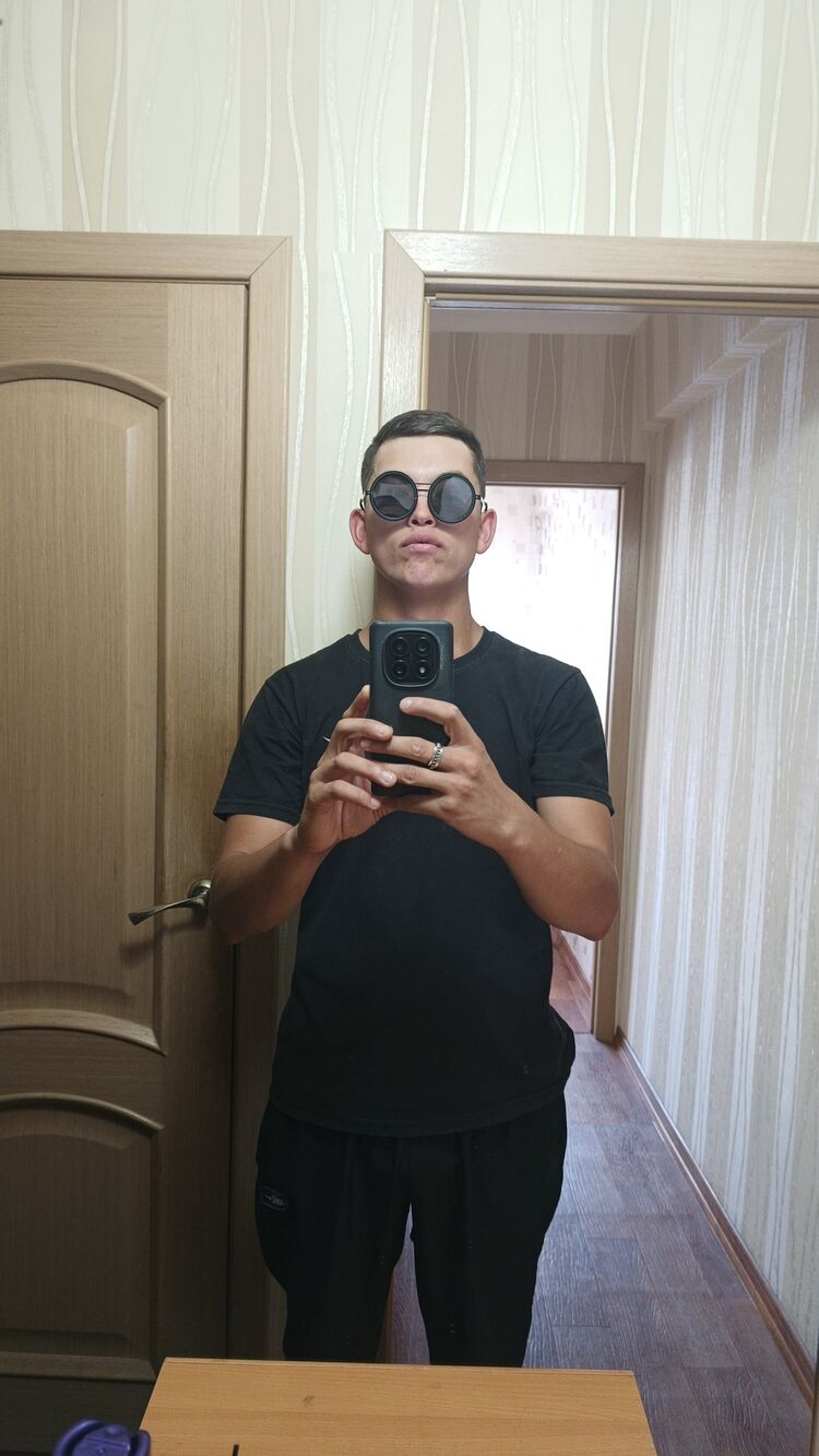  53859573  , 22 ,    -