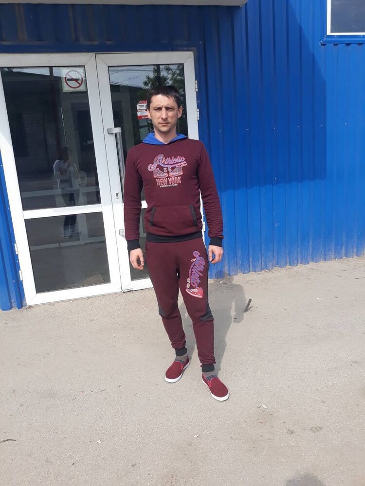  ,   Sergei, 33 ,   ,   , c 