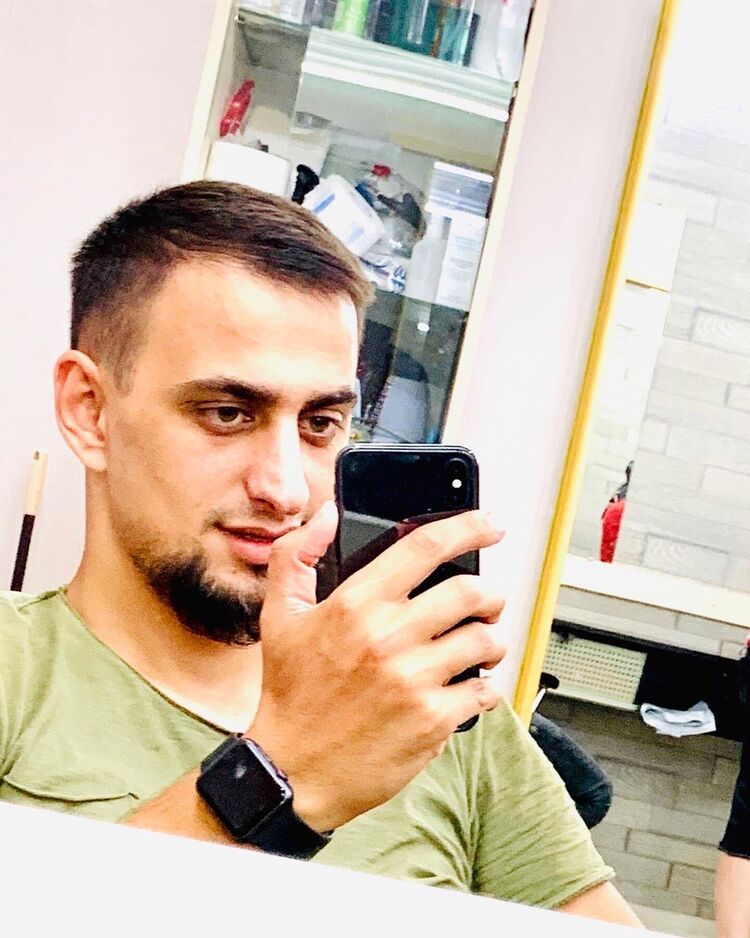  40206973  , 31 ,    