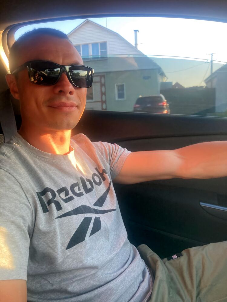  49008713  Aleksandr, 36 ,    