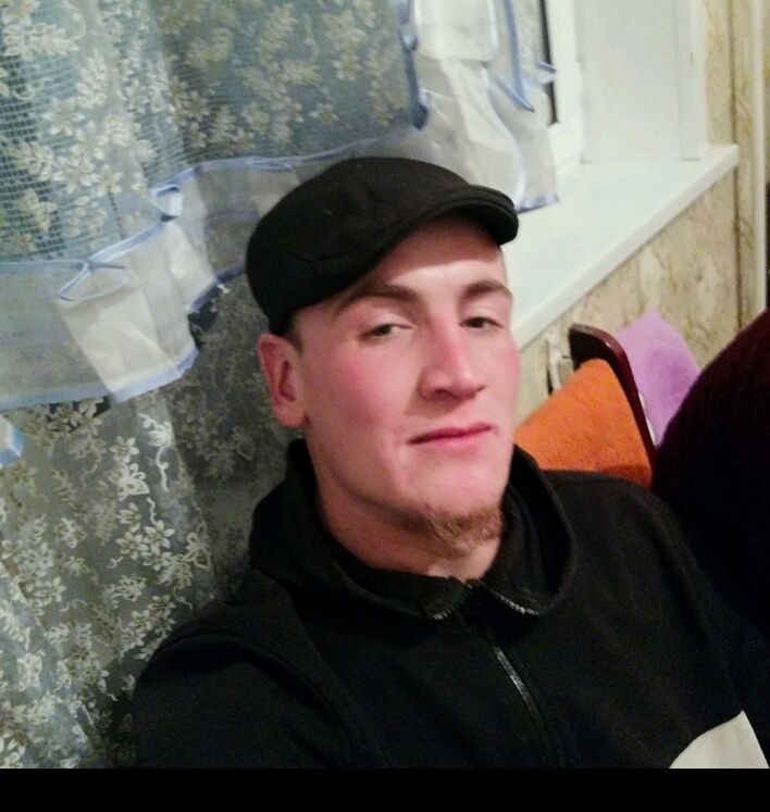  24212353  Jakyi, 30 ,    