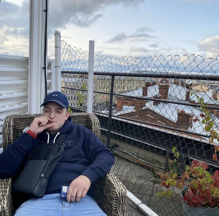  54705423  , 28 ,    -