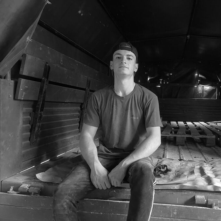 ���� 38505763 ����� ������, 24 ����, ���� ���������� � �������