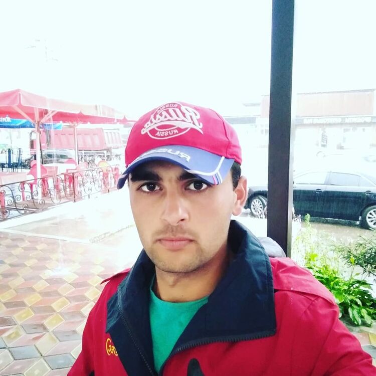  18254693  , 30 ,    -