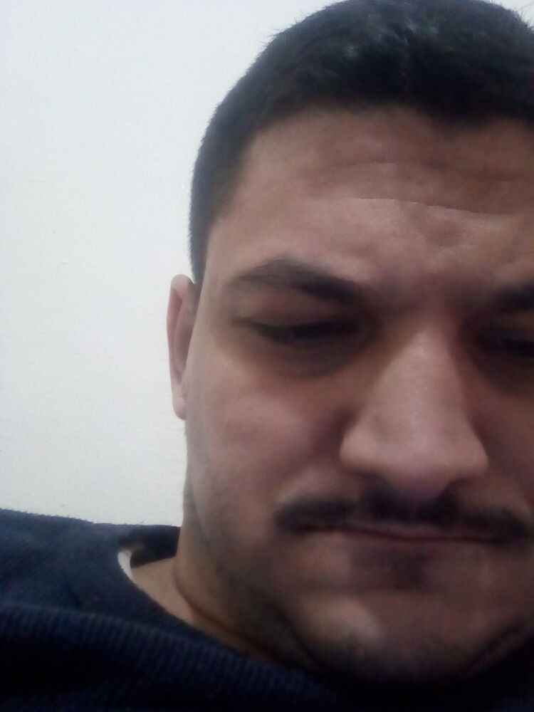  39892963  Mahfoud, 33 ,    