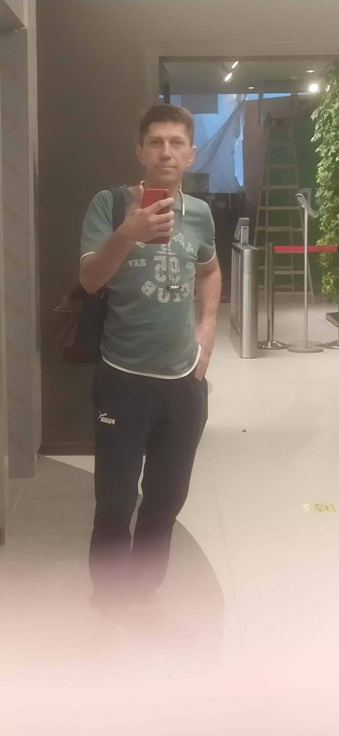  28414563  , 45 ,    