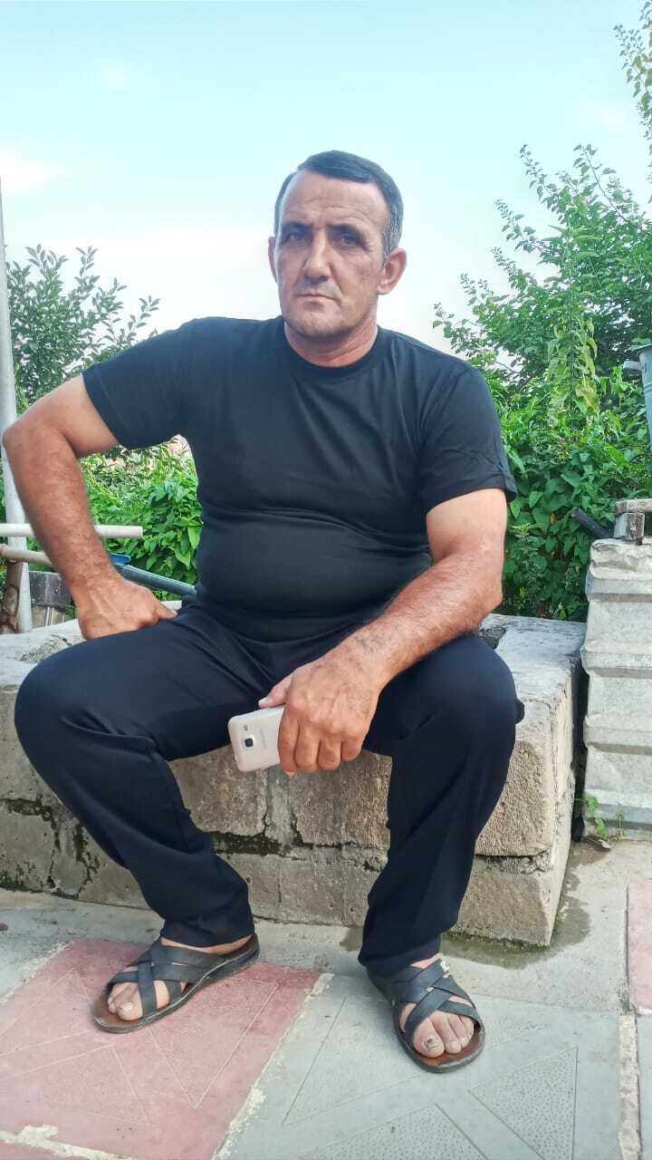  23733063  , 35 ,    