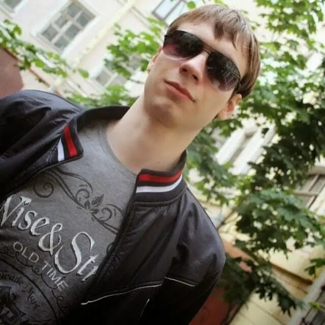  29546373  , 32 ,    -