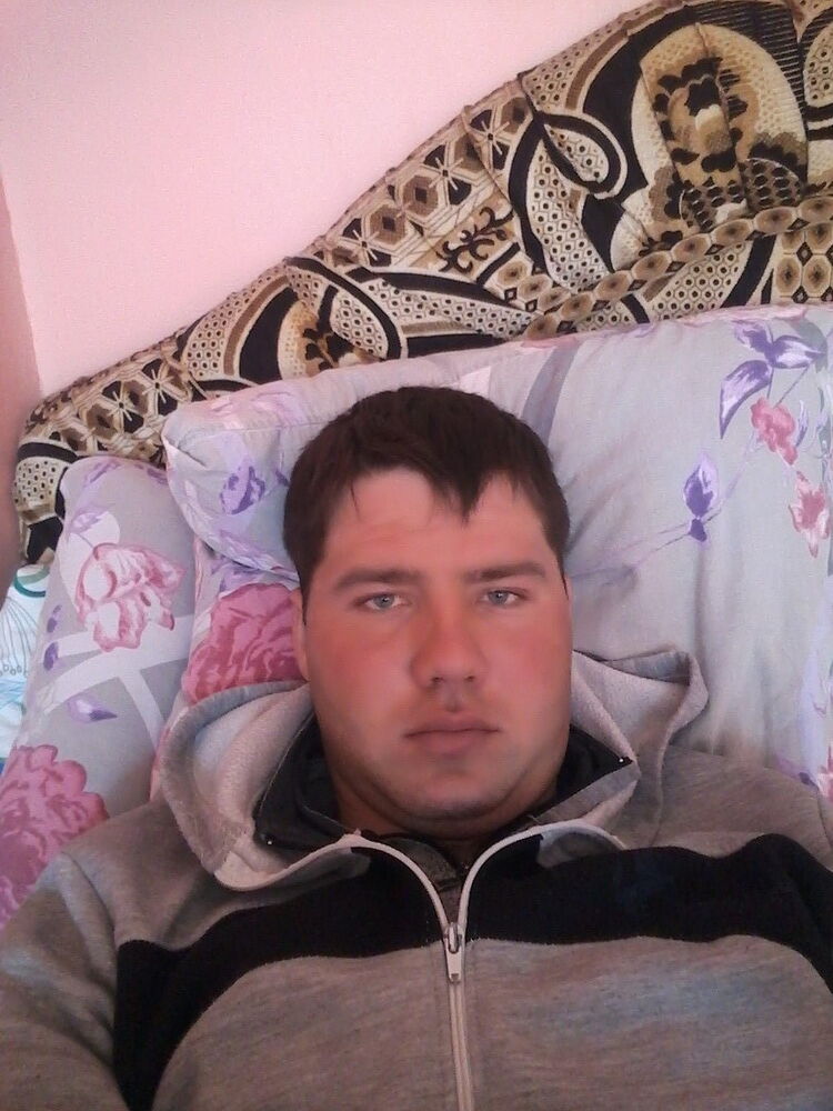  12079573  , 32 ,    
