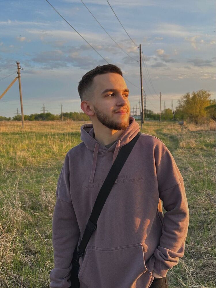 ���� 52699573 ����� ������, 22 ����, ���� ���������� � �����������