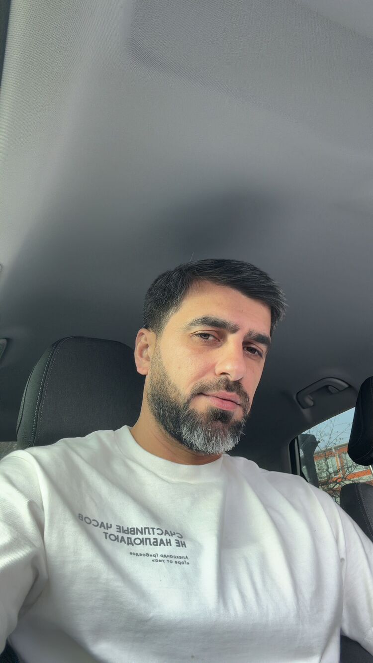  48071553  , 41 ,    