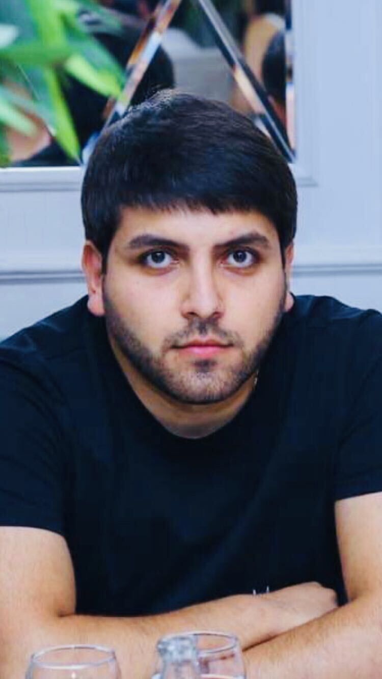  43450023  Karen, 35 ,    