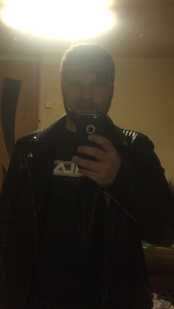  16118783  Aleksandr, 33 ,    
