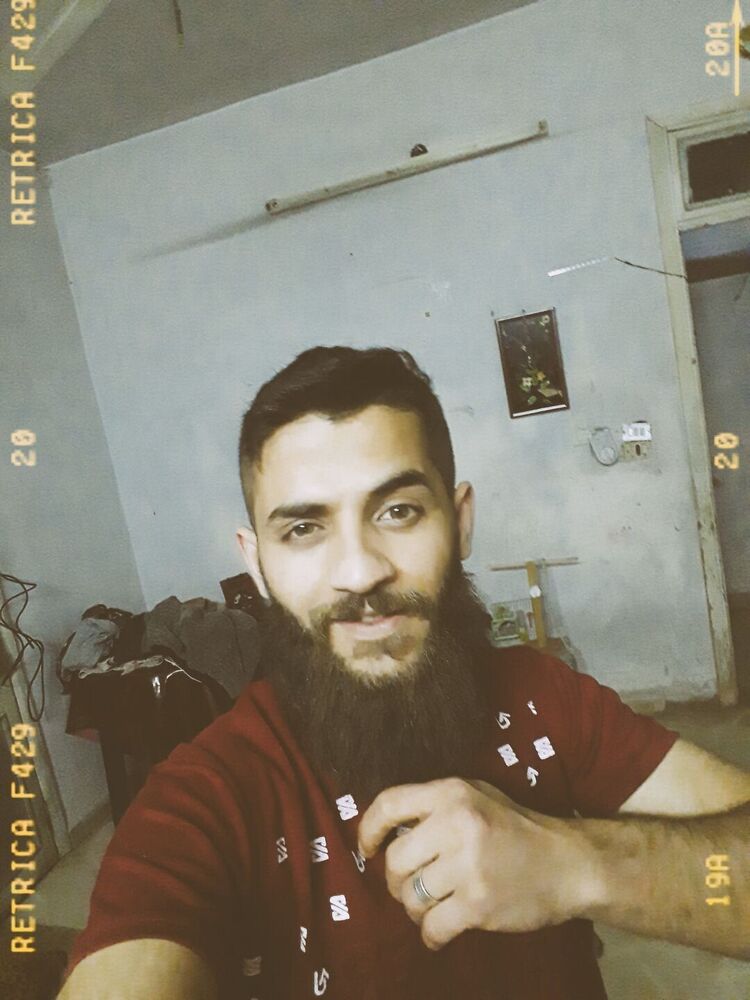  31005413  Mohamed, 27 ,    