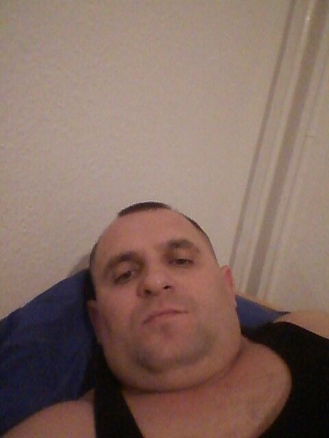  14874703  Jonh, 42 ,    