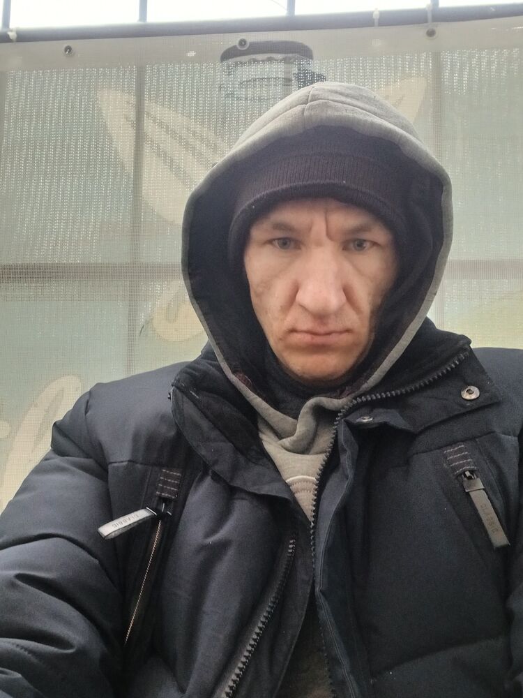  ,   Igor, 41 ,   ,   