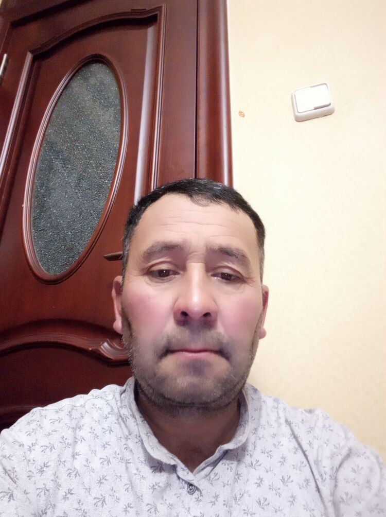  32148093  , 52 ,    