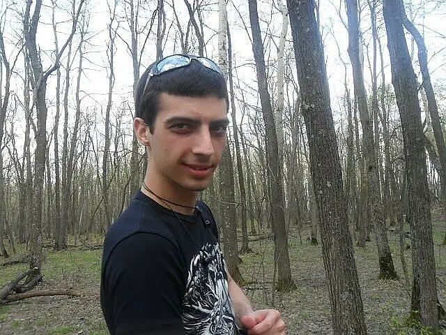  44717493  Mikhail, 35 ,    