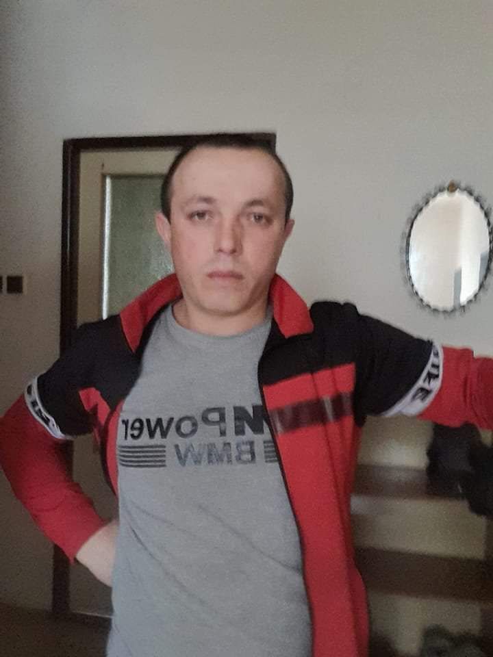  Frankfurt am Main,   , 34 ,   ,   